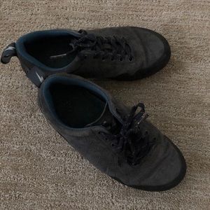 Evolv approach shoes - great for climbers